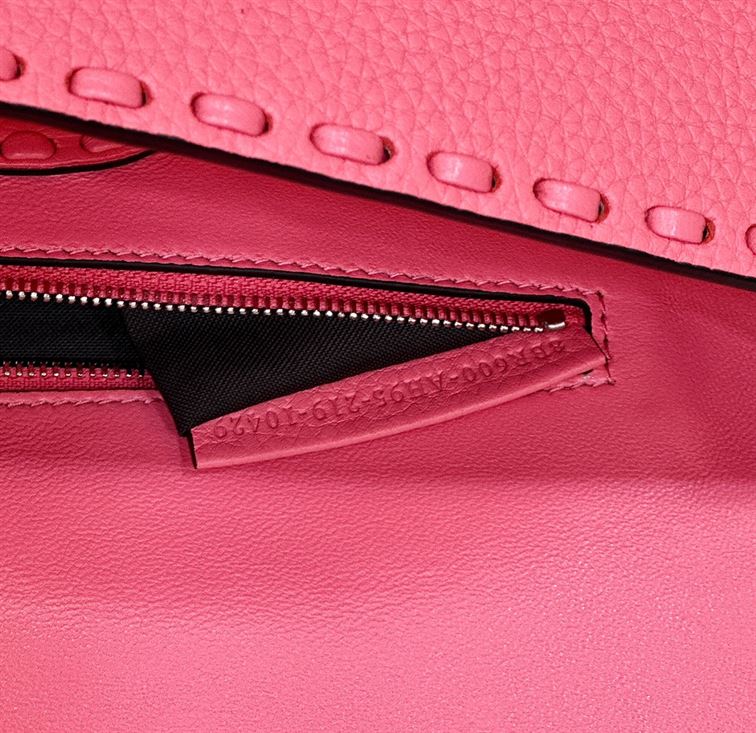 FENDI BAGUETTE PINK SELLERIA BAG