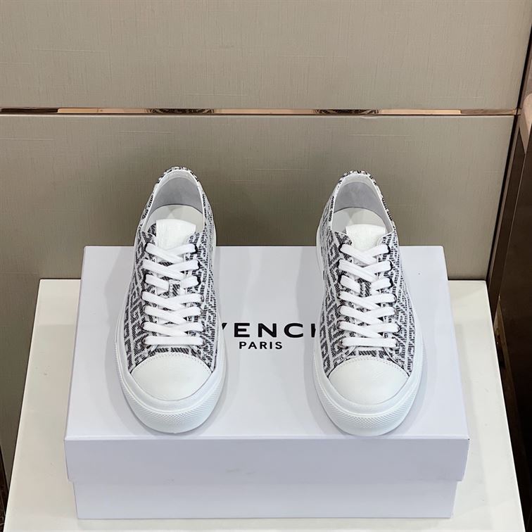 GIVENCHY CITY SNEAKERS IN 4G JACQUARD - GVC015