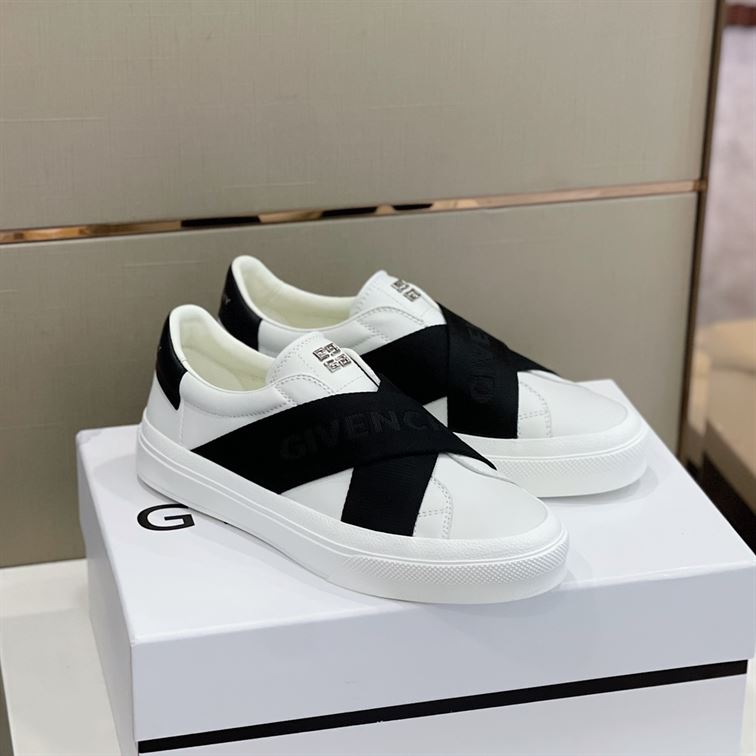GIVENCHY CITY SPORT SNEAKERS IN LEATHER WITH DOUBLE WEBBING STRAP - GVC008