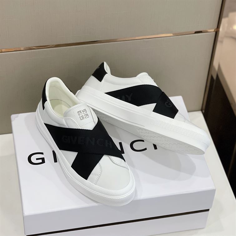 GIVENCHY CITY SPORT SNEAKERS IN LEATHER WITH DOUBLE WEBBING STRAP - GVC008