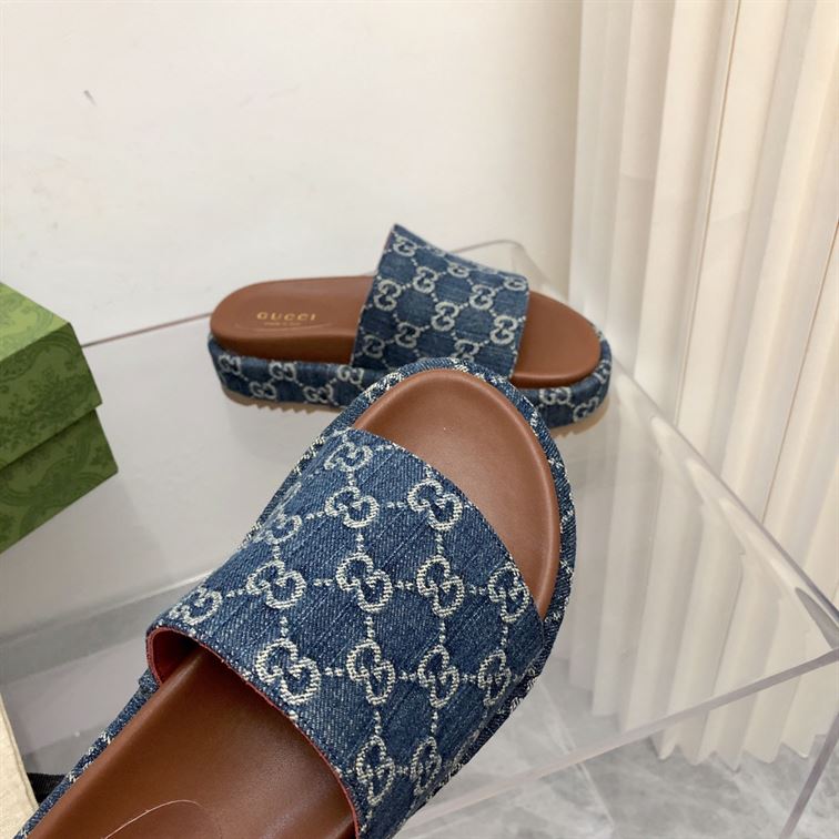 GUCCI ANGELINA LOGO-JACQUARD COATED-CANVAS PLATFORM SLIDES - GSL024