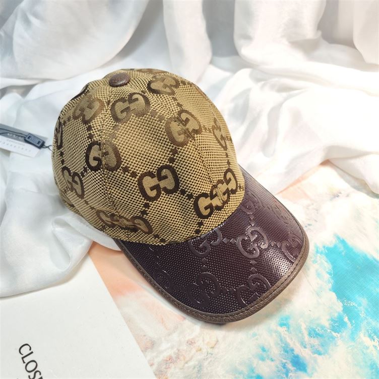 GUCCI BASEBALL HAT