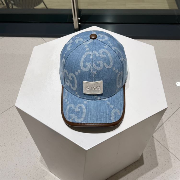 GUCCI BASEBALL HAT