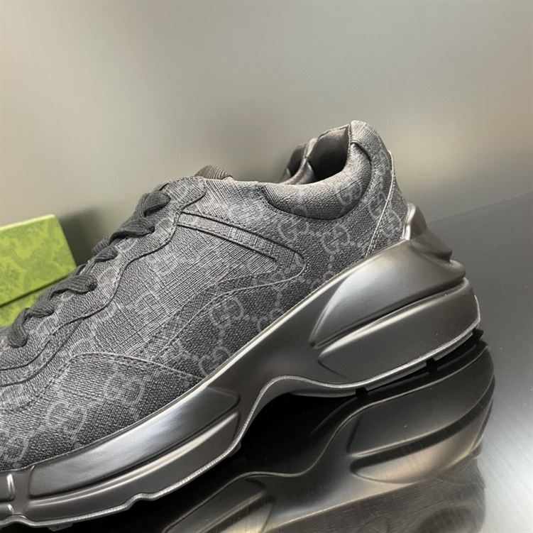 GUCCI BLACK RHYTHON MONOGRAM-PRINT CANVAS LOW-TOP SNEAKERS - GCC102