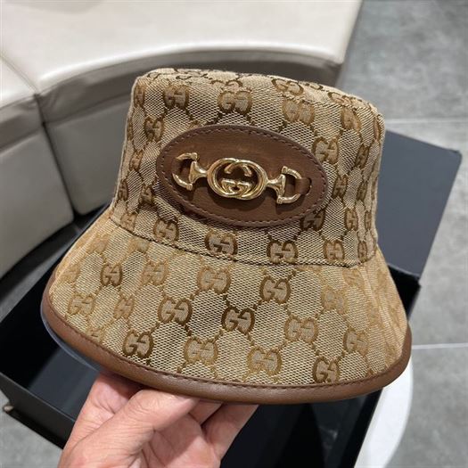GUCCI BUCKET HAT