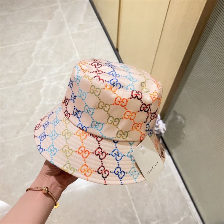 GUCCI BUCKET HAT