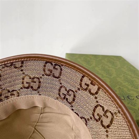 GUCCI BUCKET HAT