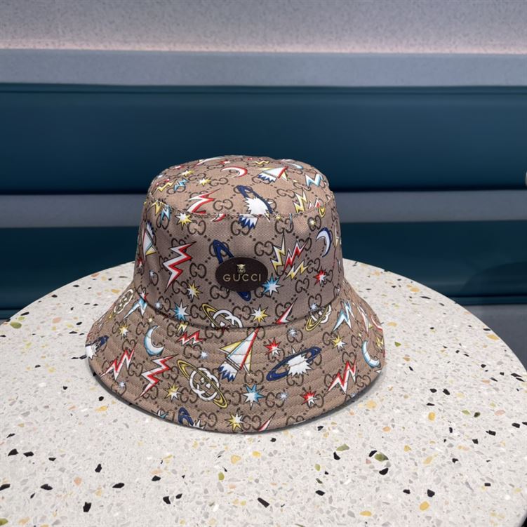 GUCCI BUCKET HAT