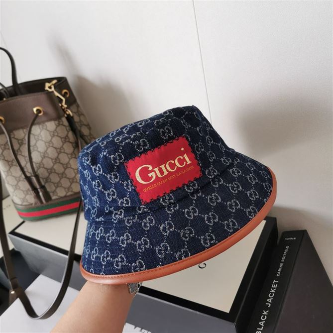 GUCCI BUCKET HAT