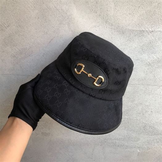 GUCCI BUCKET HAT