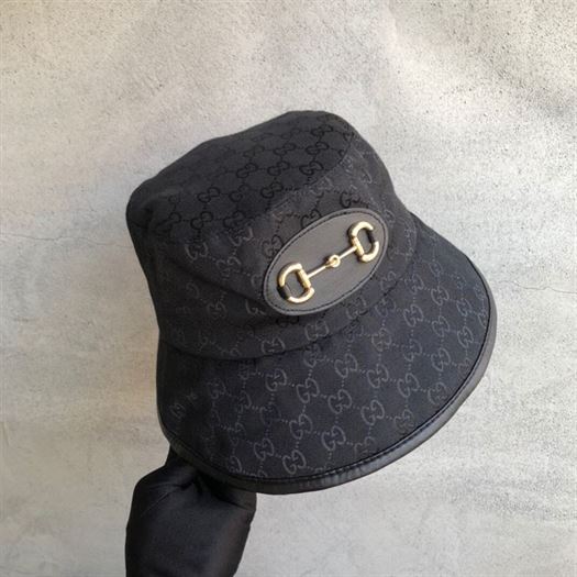 GUCCI BUCKET HAT