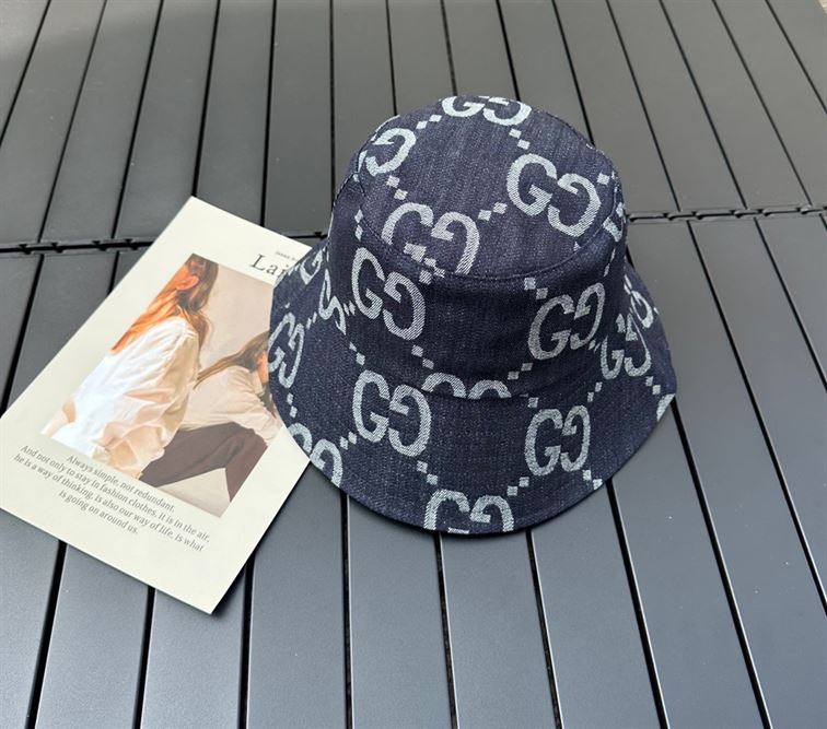 GUCCI BUCKET HAT