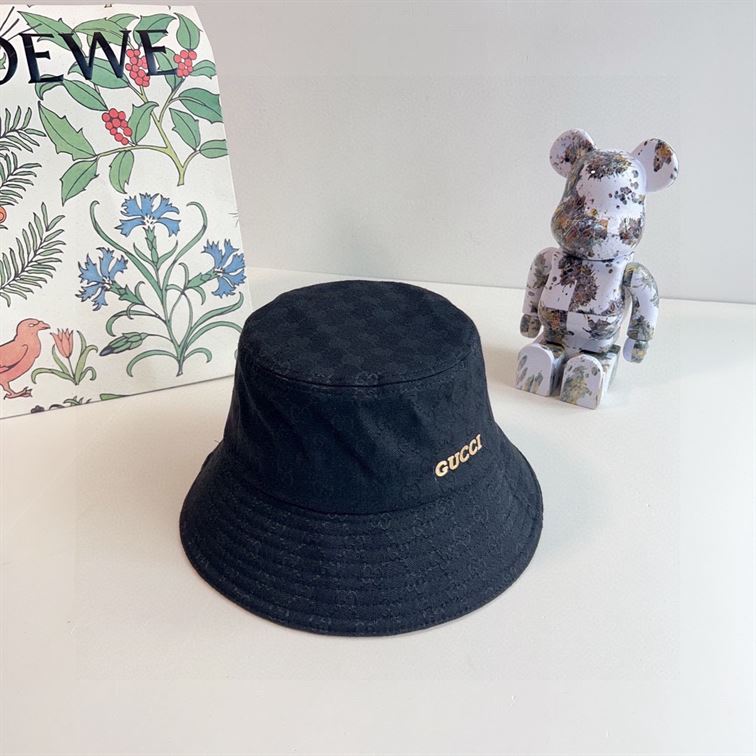 GUCCI BUCKET HAT