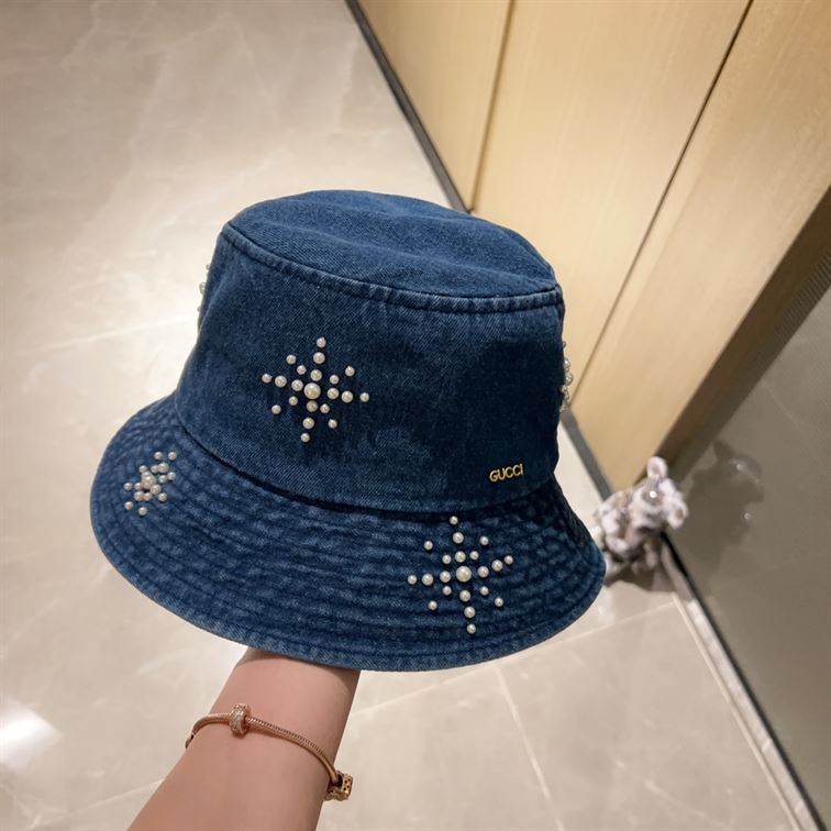 GUCCI BUCKET HAT