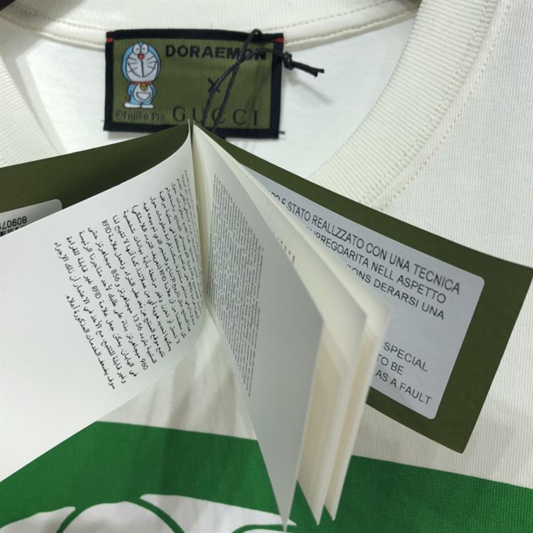 GUCCI COTTON X DORAEMON LOGO PRINT T-SHIRT-IN-WHITE-GGS009