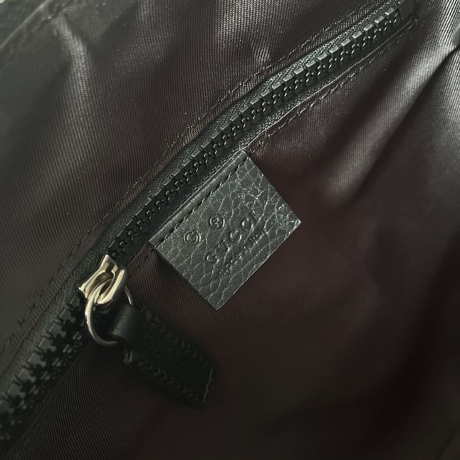 GUCCI CROSS BAG FABRIC MESSENGER BAG - BG050