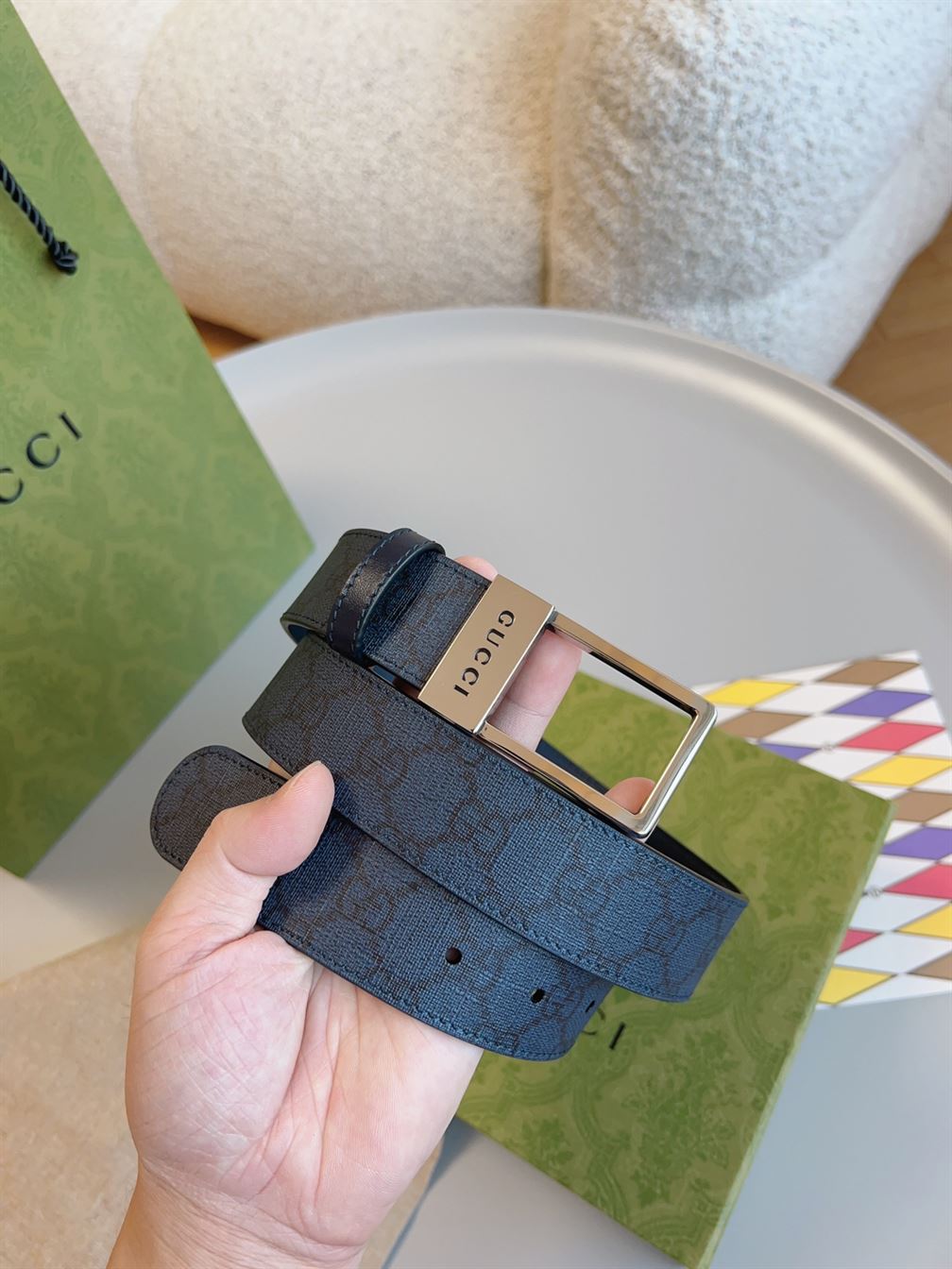 GUCCI GG BELT WITH RECTANGULAR BUCKLE - GB043