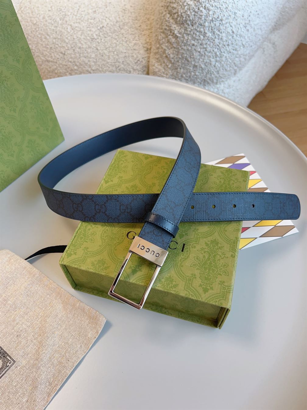 GUCCI GG BELT WITH RECTANGULAR BUCKLE - GB043