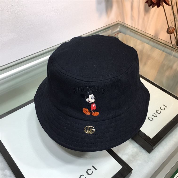 GUCCI GG BUCKET HAT