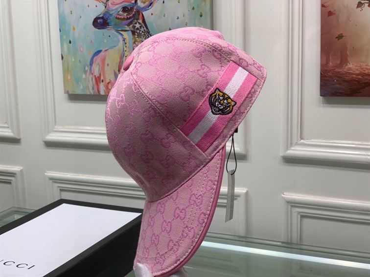GUCCI GG CANVAS BASEBALL HAT