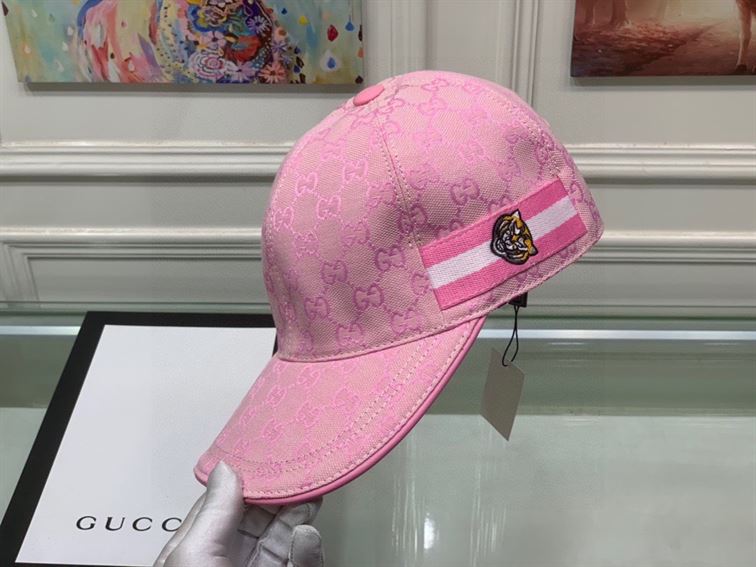 GUCCI GG CANVAS BASEBALL HAT