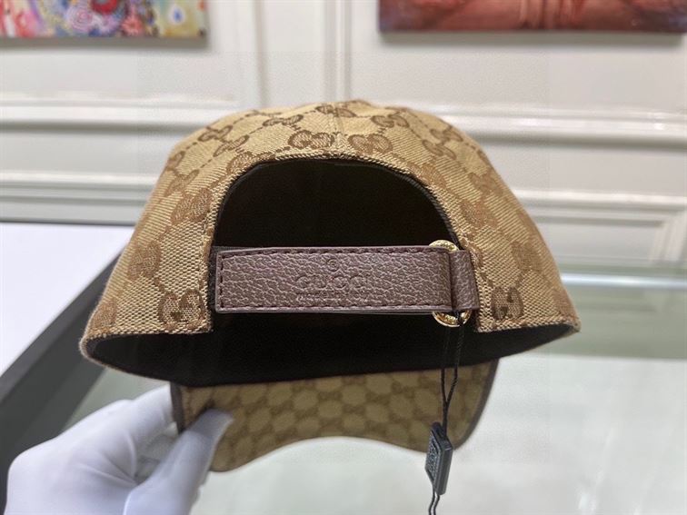 GUCCI GG CANVAS BASEBALL HAT
