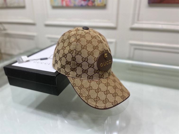 GUCCI GG CANVAS BASEBALL HAT