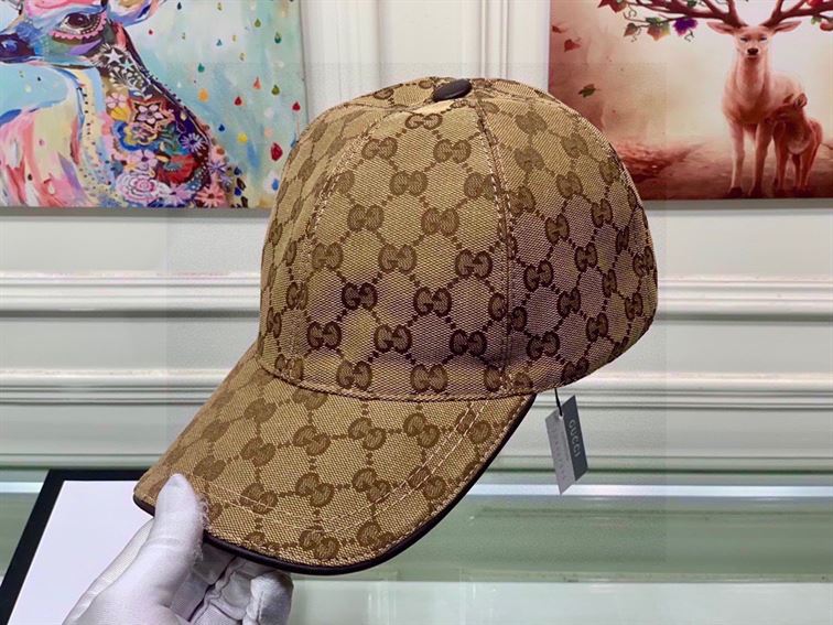 GUCCI GG CANVAS BASEBALL HAT