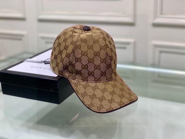 GUCCI GG CANVAS BASEBALL HAT