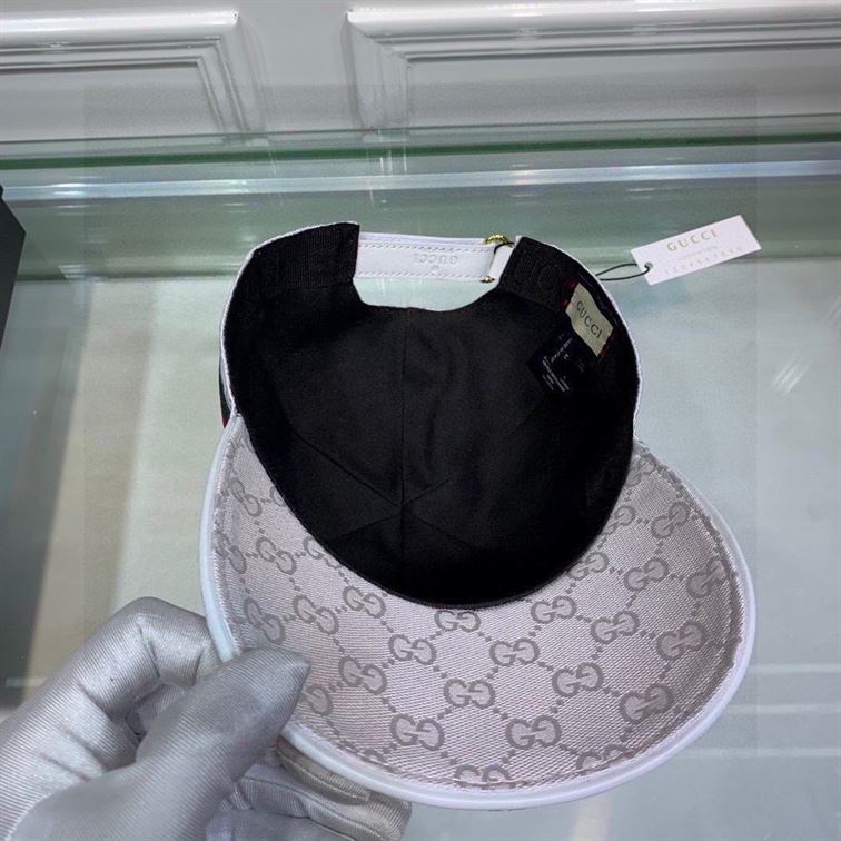 GUCCI GG CANVAS BASEBALL HAT