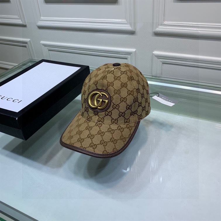 GUCCI GG CANVAS BASEBALL HAT