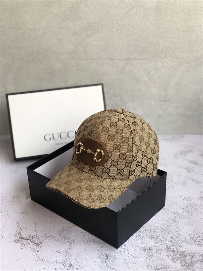 GUCCI GG CANVAS BASEBALL HAT