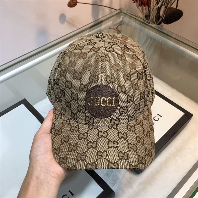 GUCCI GG CANVAS BASEBALL HAT