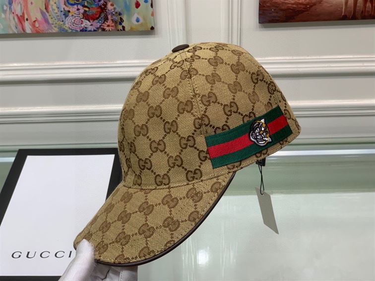 GUCCI GG CANVAS BASEBALL HAT