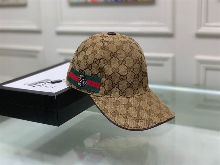 GUCCI GG CANVAS BASEBALL HAT