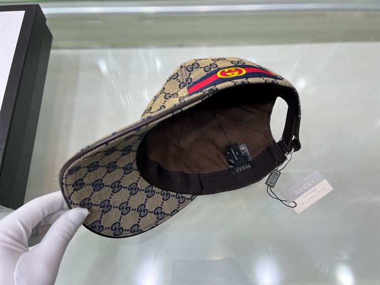 GUCCI GG CANVAS BASEBALL HAT