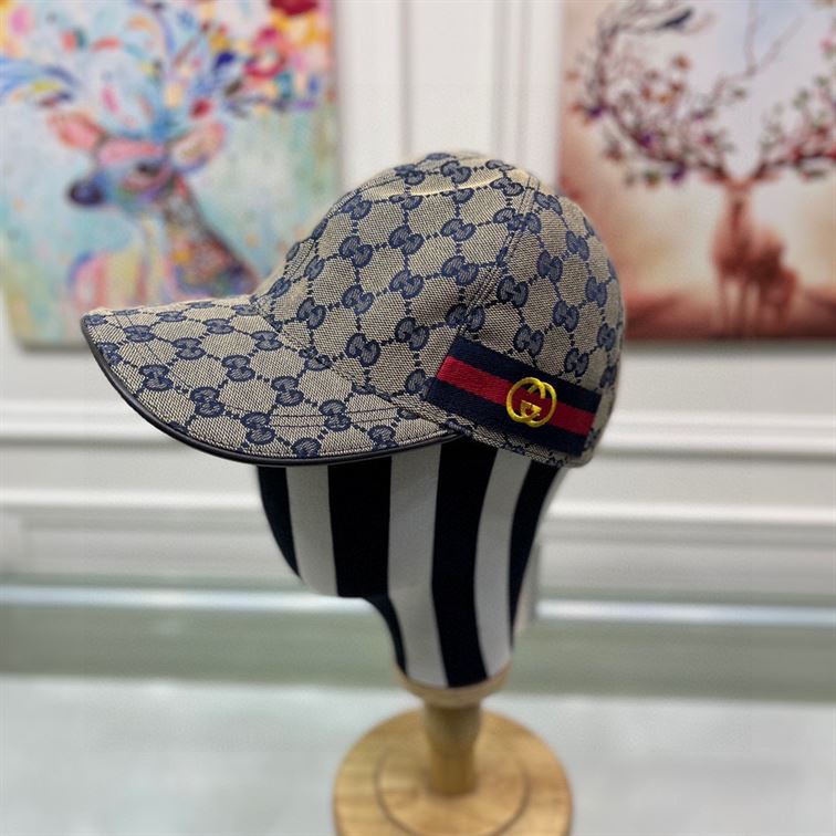 GUCCI GG CANVAS BASEBALL HAT