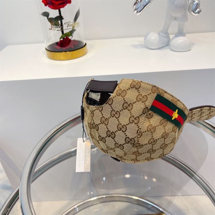 GUCCI GG CANVAS BASEBALL HAT