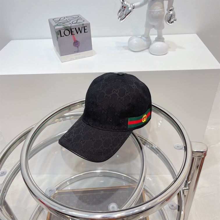GUCCI GG CANVAS BASEBALL HAT