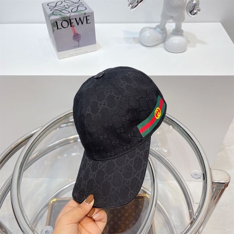 GUCCI GG CANVAS BASEBALL HAT