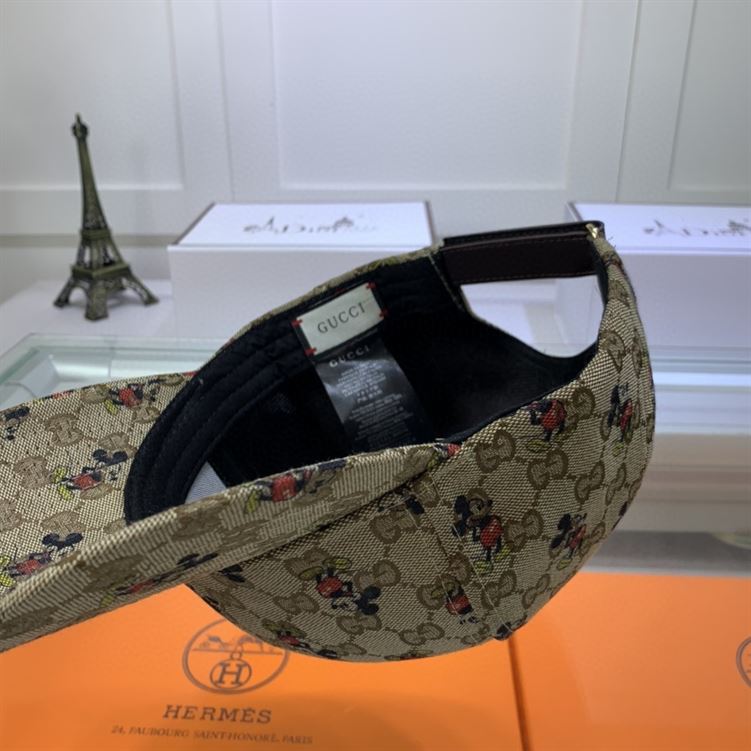 GUCCI GG CANVAS BASEBALL HAT