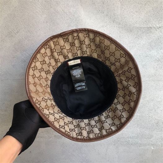 GUCCI GG CANVAS BUCKET HAT