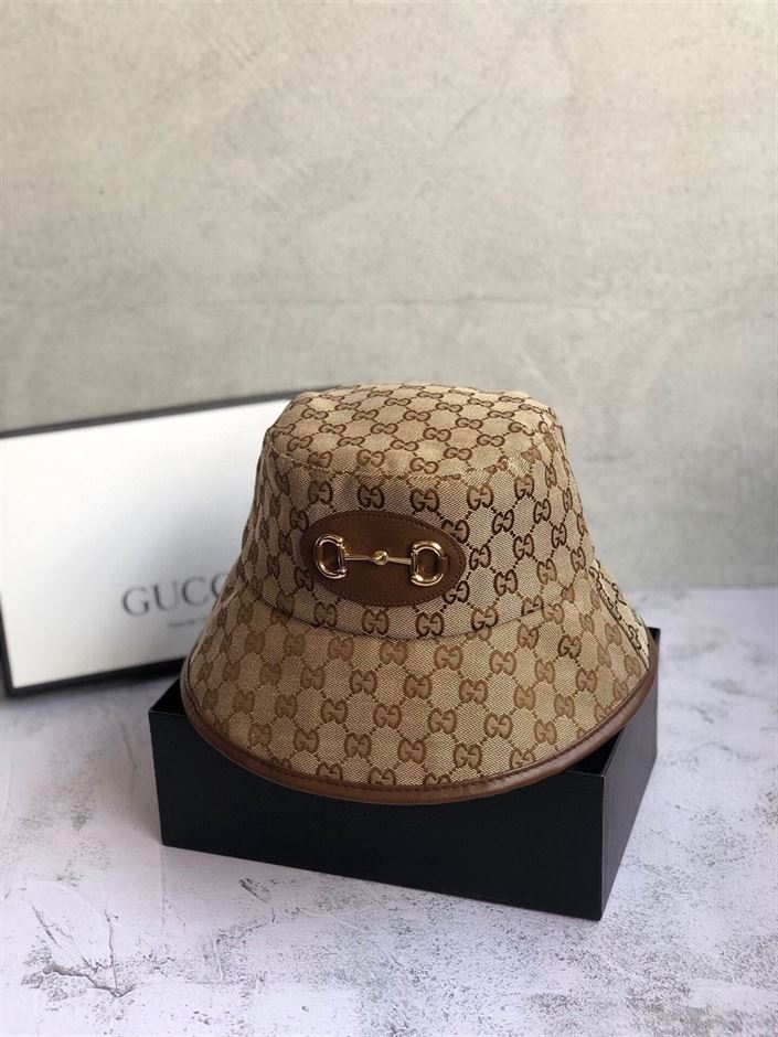GUCCI GG CANVAS BUCKET HAT