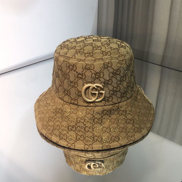 GUCCI GG CANVAS BUCKET HAT