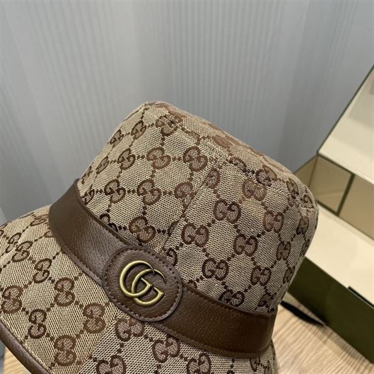 GUCCI GG CANVAS BUCKET HAT