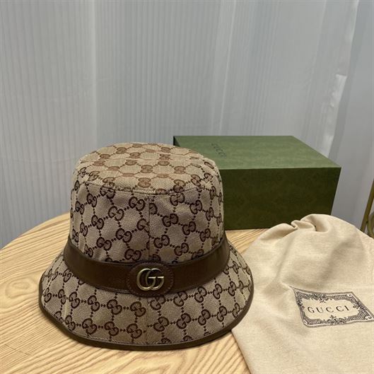 GUCCI GG CANVAS BUCKET HAT