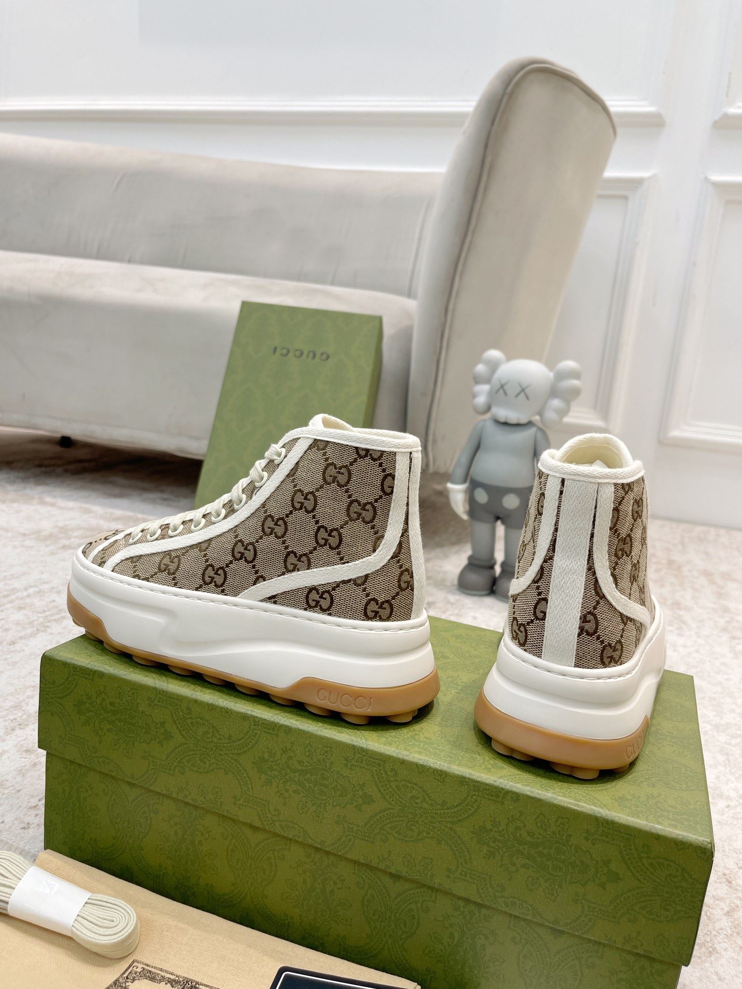 GUCCI GG HIGH TOP TRAINER - GCC151