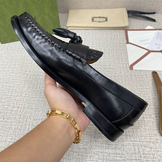 GUCCI GG LOAFERS WITH TASSEL - GL001
