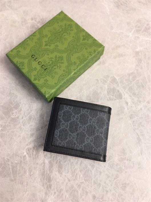 GUCCI GG SUPREME BI-FOLD WALLET