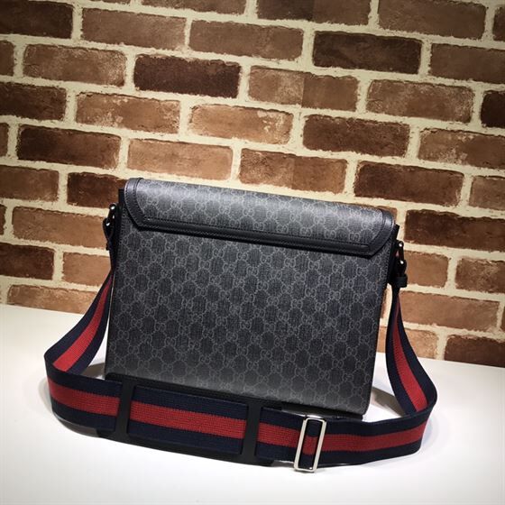 GUCCI GG SUPREME FLAP MESSENGER - BG007